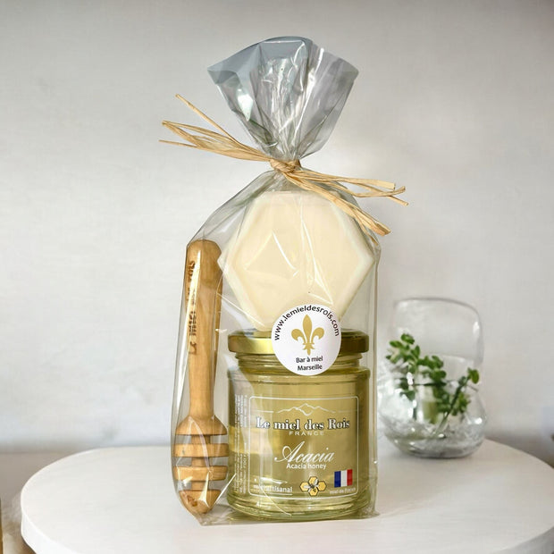 Un pot de miel de 250 g France + savon de miel végétal + une cuillère en bois